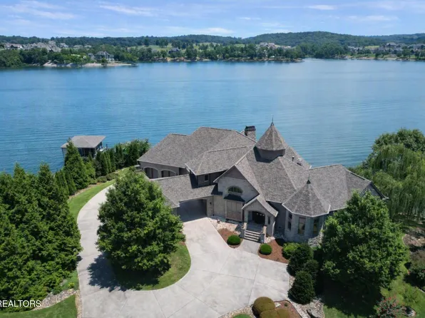 410 Cayuga Dr, Loudon, TN 37774