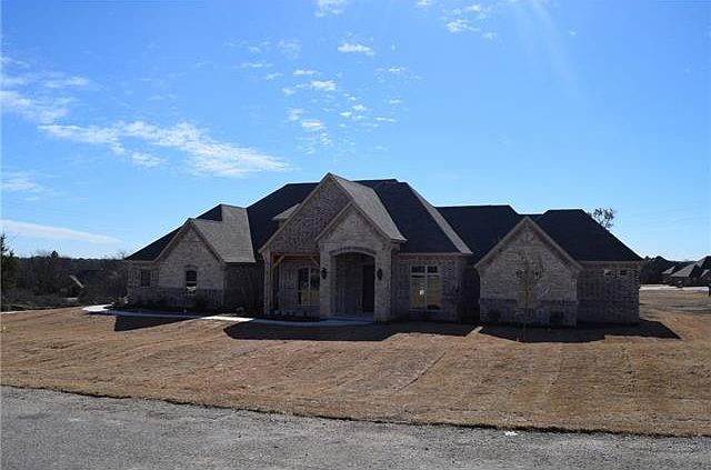 1st image of 110 Tanglewood Dr