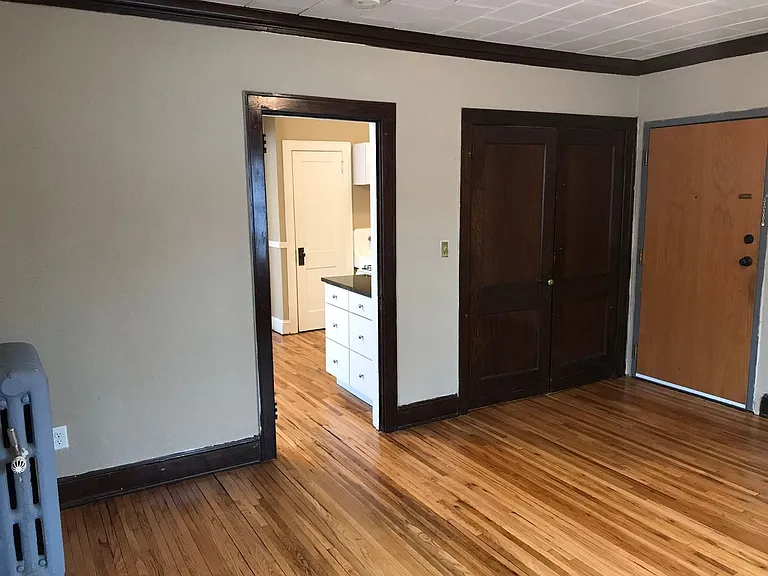 451 Fairview Ave N — Photo 12