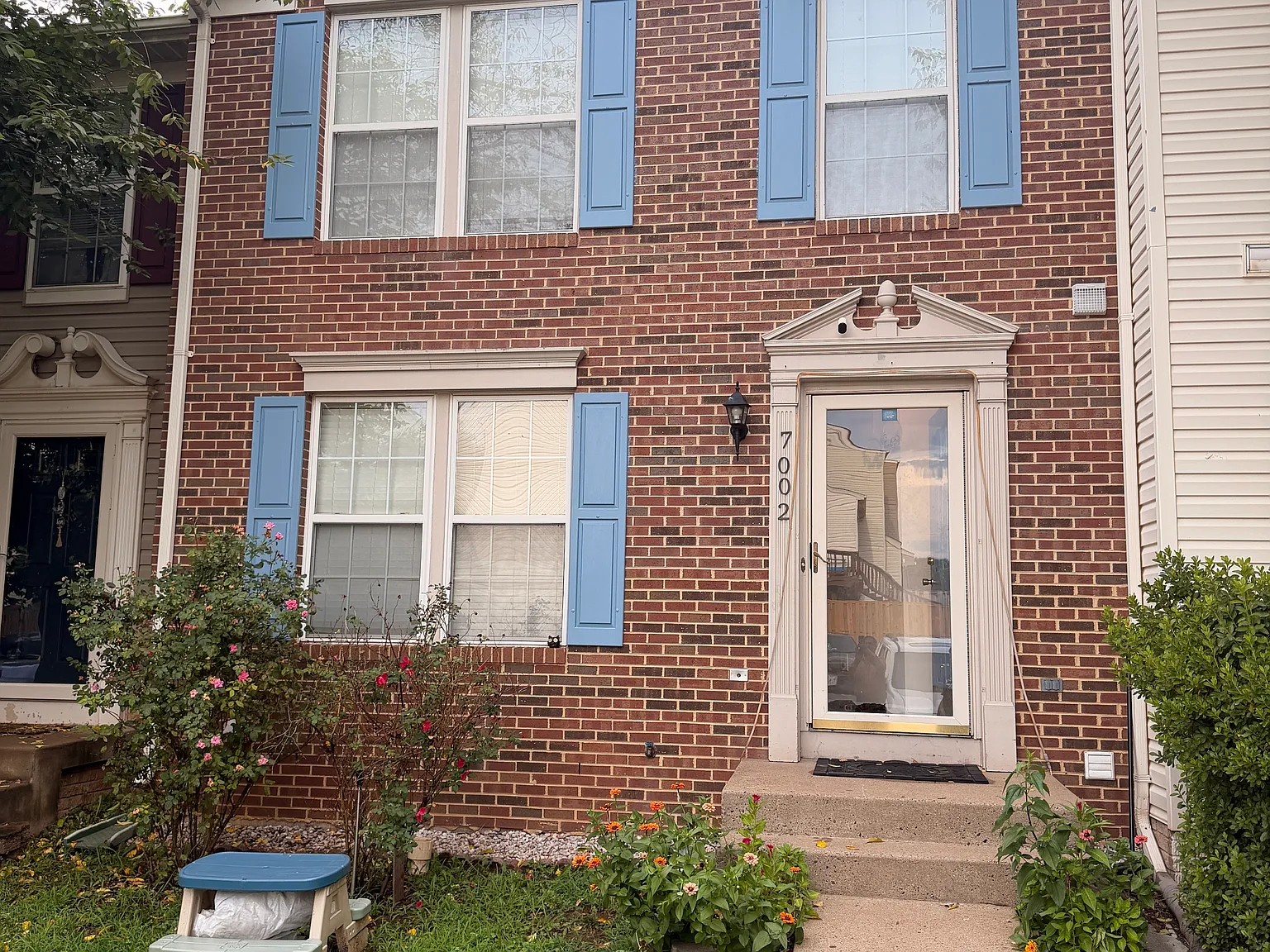 3 bed, 2062 sqft, $3,250 — Photo 1