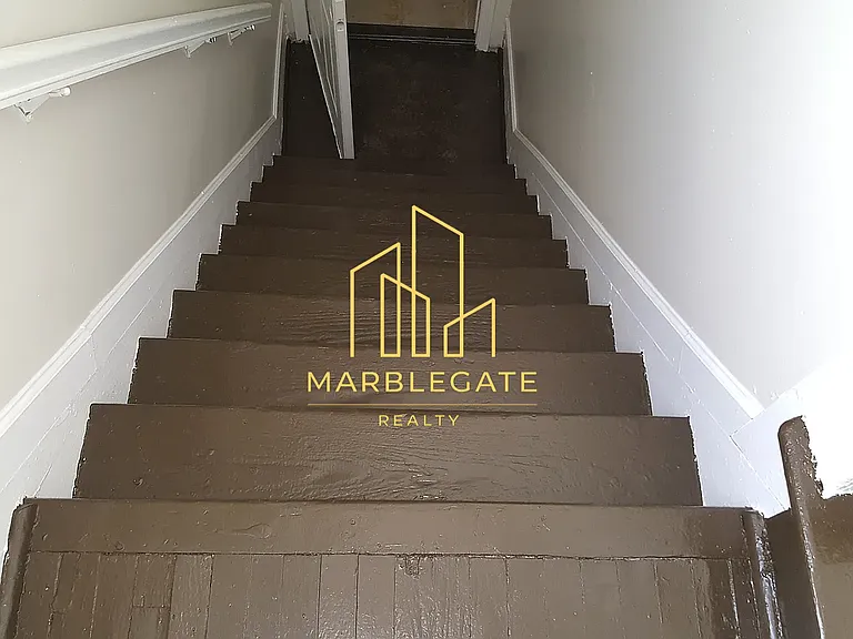 141 Goodwin Ave #11 — Photo 9