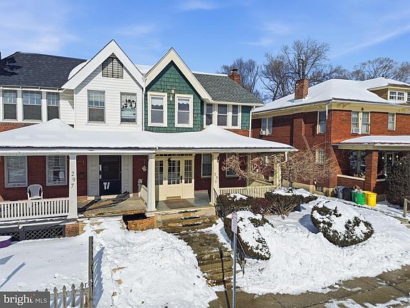 3rd image of 295 Kurtz Ave