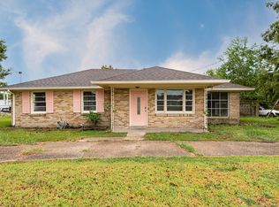 300 Parish Dr, Arabi, LA 70032