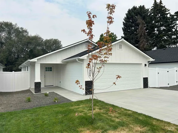 1911 Oregon Ave, Caldwell, ID 83605