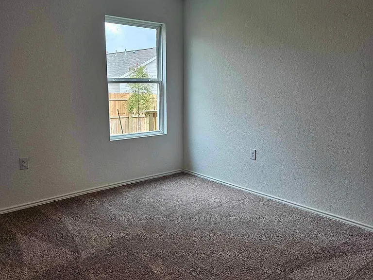 10018 Ana Hts — Photo 11