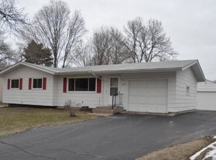 7924 Colorado Ave N, Brooklyn Park, MN 55443