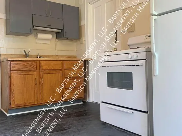 2935 N Bremen St #4, Milwaukee, WI 53212