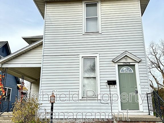 2nd image of 1562 Clinton St