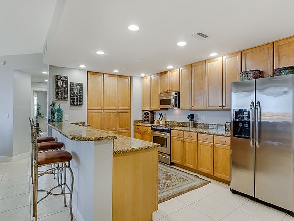 4th image of 5793 Cape Harbour Dr APT 914
