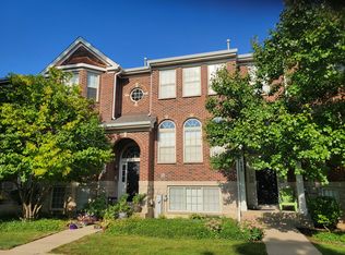 442 Prestwick Ln, Wheeling, IL 60090