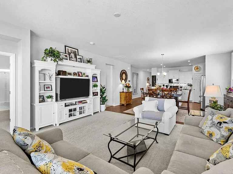 9393 Pitkin St — Photo 14