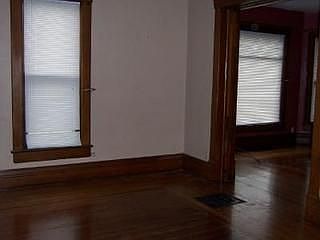 2nd image of 146 N Whitesboro St