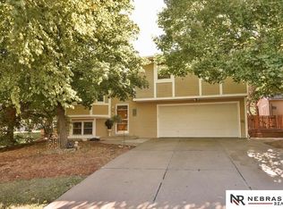 8413 S 139th Cir, Omaha, NE 68138