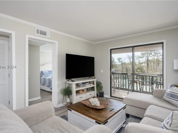 40 Folly Field Rd APT F20, Hilton Head Island, SC 29928