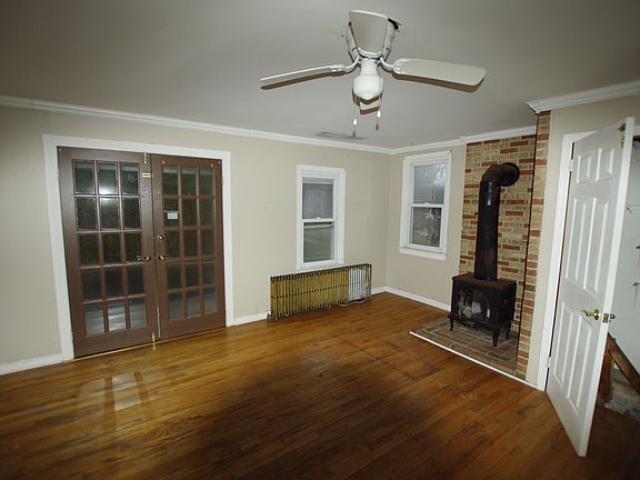 Additional Living Room
