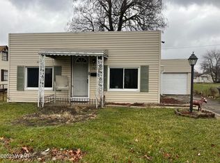 765 E 4th St, Lima, OH 45804