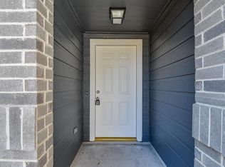 7818 Summer Place Dr, Humble, TX 77338