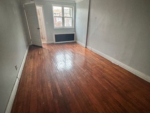 4th image of 3 E 88th St #11