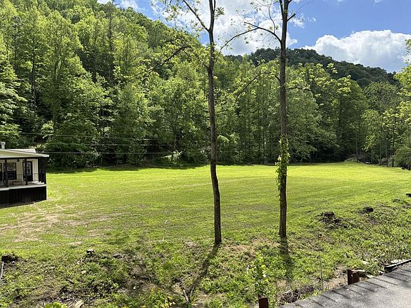 3rd image of 3054 Polls Creek Rd