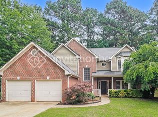 7010 Surrey Dr, Woodstock, GA 30189