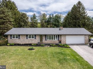 1207 Emerald Ridge Dr, Westminster, MD 21158