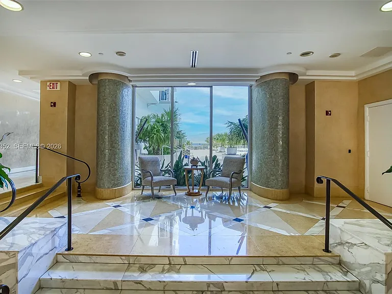 6917 Collins Ave #1106 — Photo 23