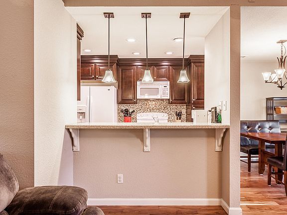 4th image of 550 Ewell Ct