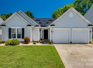 12611 Beddingfield Dr, Charlotte, NC 28278
