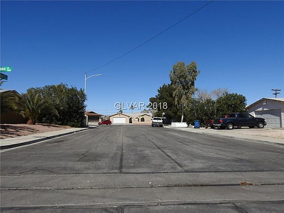3rd image of 2901 Thumbelina Cir
