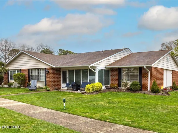 1086B Argyll Circle, Lakewood, NJ 08701
