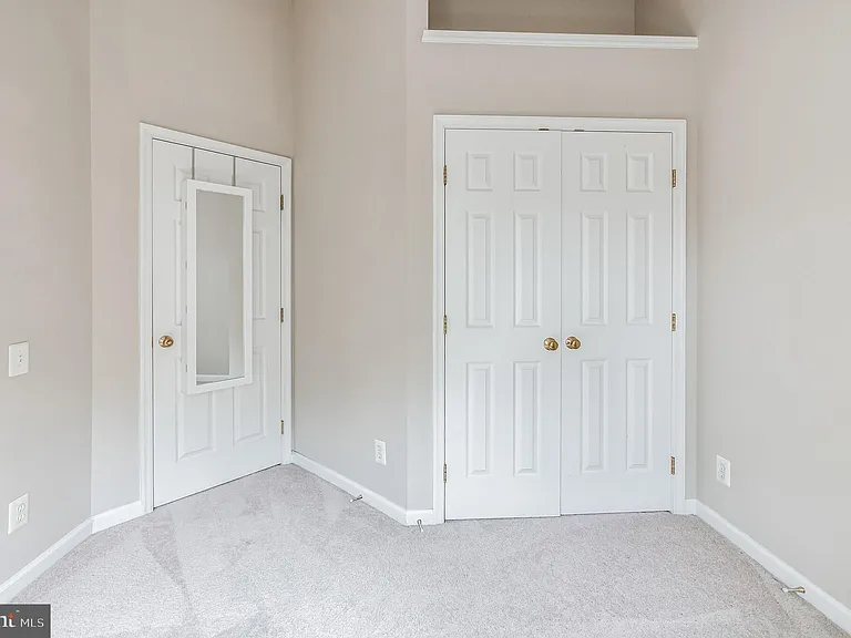 12876 Fair Valley Ct — Photo 18