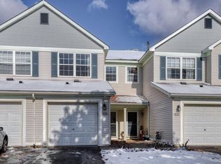 861 Providence Dr, Shakopee, MN 55379