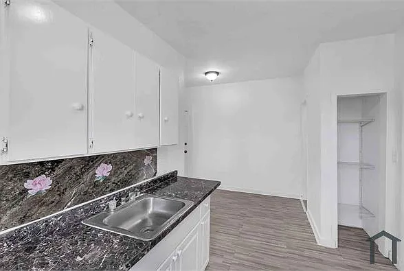 544 NW 23rd Ct — Photo 16