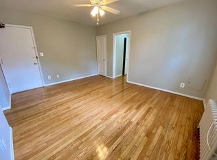 7615 Eastern Ave #105, Takoma Park, MD 20912