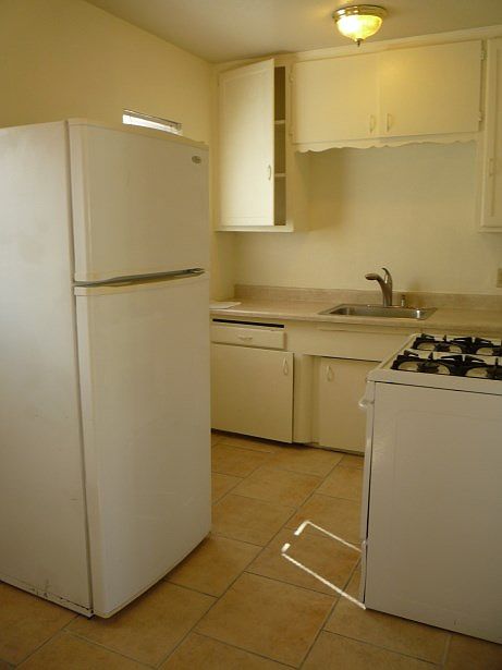 2nd image of 4176 National Ave