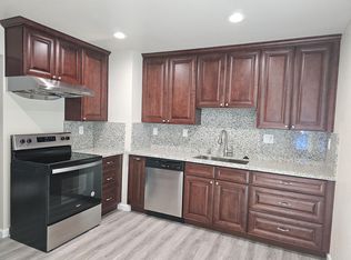1002 Valencia Ave #1, Sunnyvale, CA 94086