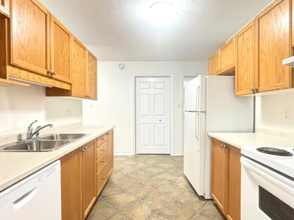 100 Archibald St, Moncton, NB E1C 0H2