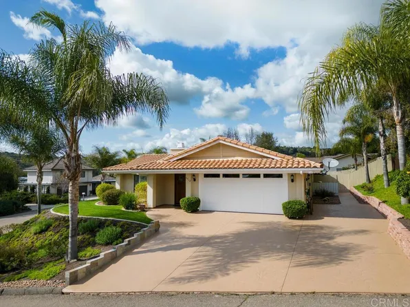 3712 Evergreen Ct, Fallbrook, CA 92028