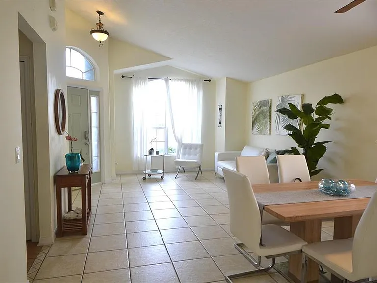 4924 Hook Hollow Cir — Photo 4