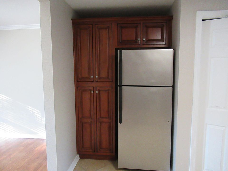1st image of 3814 N 9th Ave APT B
