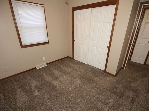 4th image of 933 Kenyon Ave #941