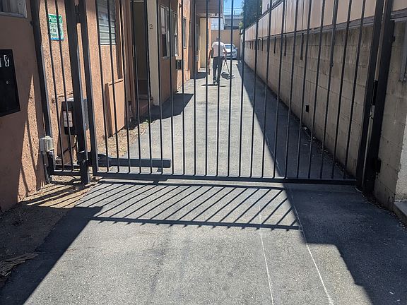 2nd image of 6046 Cadillac Ave