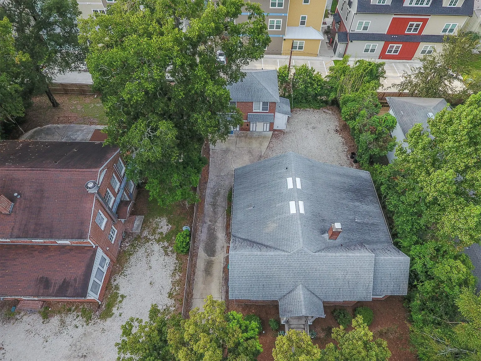 1040 SW 4th Ave — Photo 2