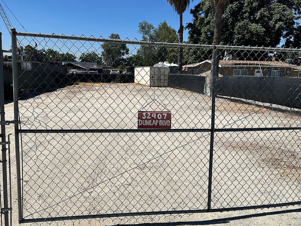 1st image of 32407 Dunlap Blvd #1/2