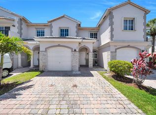 Kendall Village Townvilla, Miami, FL 33183