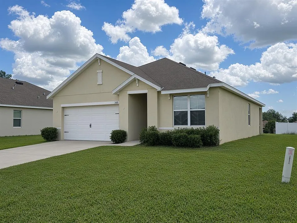 3499 N Vonnegut Point