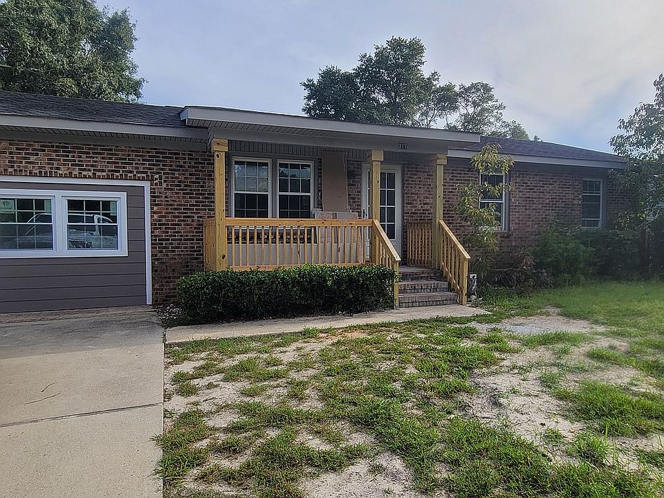 1st image of 217 McQuillan Dr