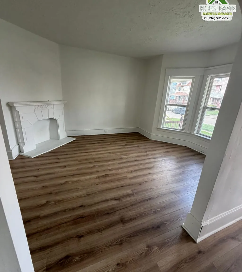 3 bed, 1355 sqft, $1,350 — Photo 4