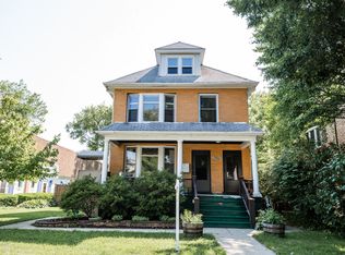 2630 Prairie Ave, Evanston, IL 60201
