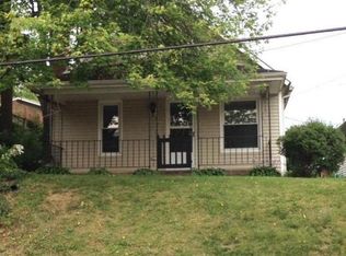 131 E Granville St, Sunbury, OH